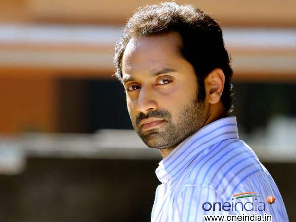 ഫഹദ് ഭൂമിയിലേക്കിറങ്ങി വരുന്നു ഫഹദ് ഭൂമിയിലേക്കിറങ്ങി വരുന്നു