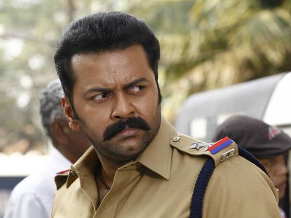 ഇന്ദ്രജിത്ത് വീണ്ടും കാക്കിയണിയുന്നു ഇന്ദ്രജിത്ത് വീണ്ടും കാക്കിയണിയുന്നു