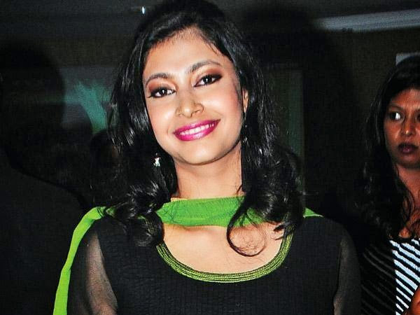 10 ദിവസംകൊണ്ട് പാര്വ്വതി കുറച്ചത് 7കിലോഗ്രാം ! 10 ദിവസംകൊണ്ട് പാര്വ്വതി കുറച്ചത് 7കിലോഗ്രാം !