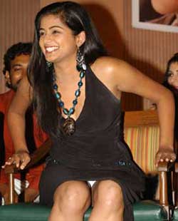 Priyamani Priyamani