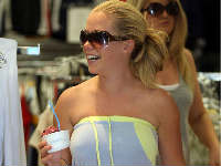 Kendra Wilkinson Kendra Wilkinson