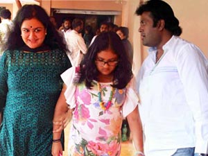 Urvashi, Manoj K Jayan, kUNJATTA Urvashi, Manoj K Jayan, kUNJATTA