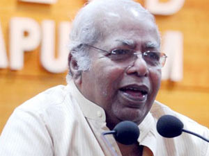 Thilakan Speaks Thilakan Speaks