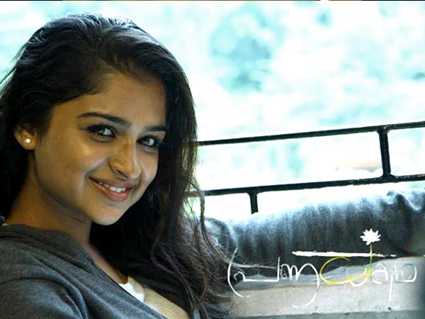 സ്വര്ണ തോമസ്