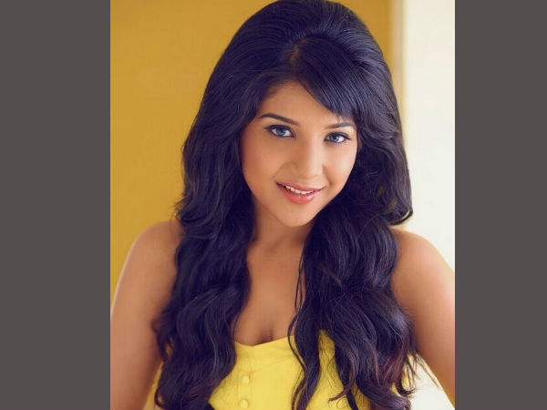 സാക്ഷി അഗര്വാള്