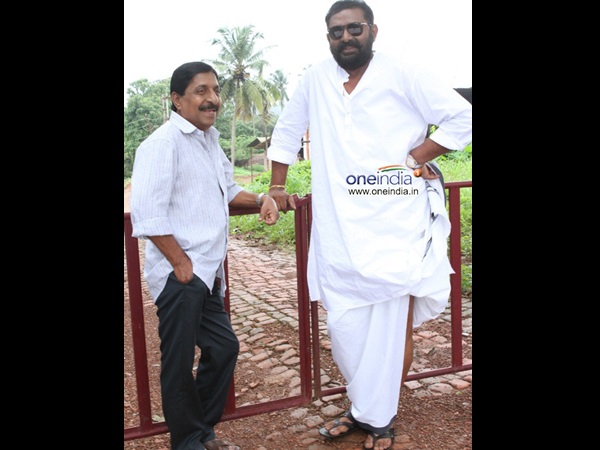 രണ്ടും ചേരുമ്പോള്