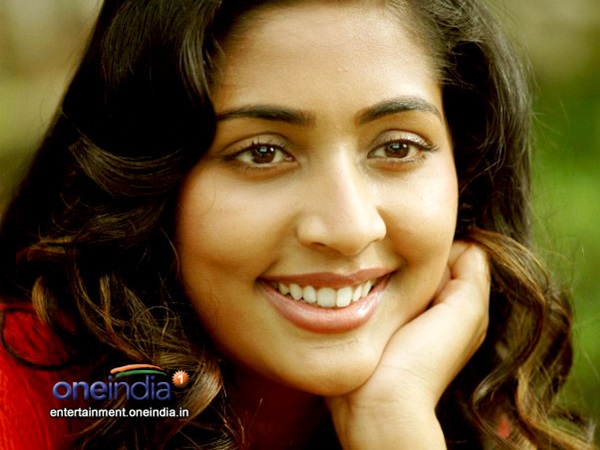 നവ്യ നായര്