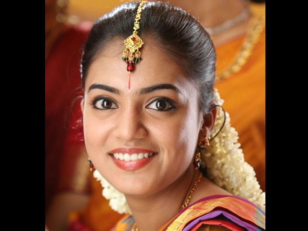 ആദ്യ ചിത്രം