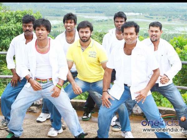 കഥാപാത്രങ്ങള് തിരഞ്ഞെടുക്കുമ്പോള്