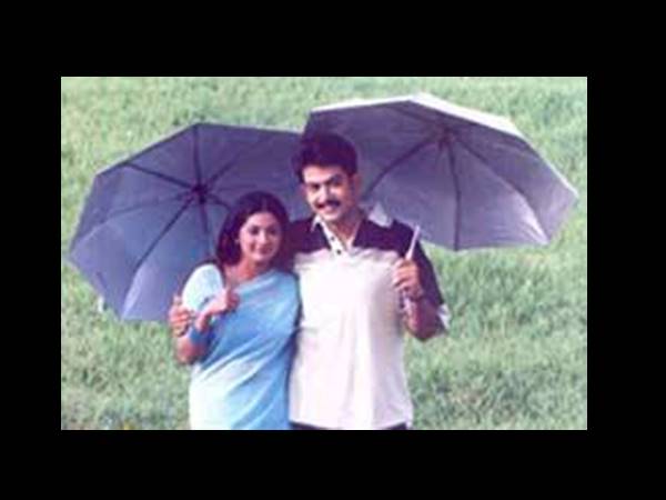 ആദ്യചിത്രം