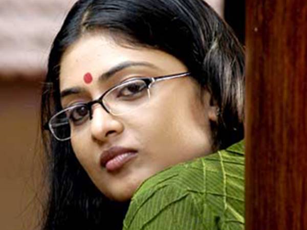 Geethu Mohandas Geethu Mohandas