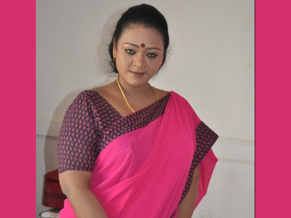 തേജാ ഭായ് ആന്റ് ഫാമിലി