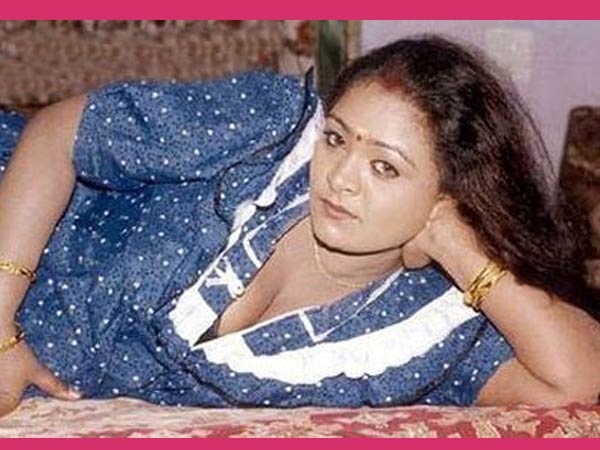 വിദേശഭാഷകളിലേയ്ക്ക്