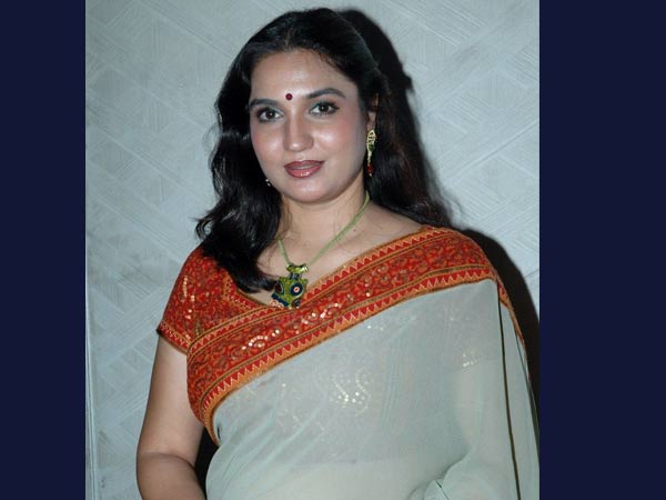 നര്ത്തകിയും സംഗീതജ്ഞയുമായ താരം