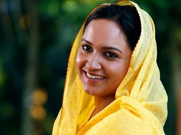 ആറു സുന്ദരിമാരുടെ കഥ