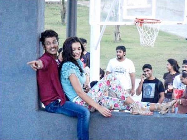 റൊമാന്റിക് ത്രില്ലര്