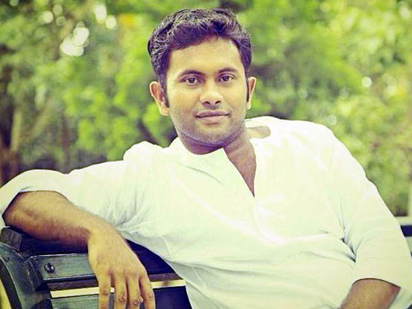 പൃഥ്വിയ്ക്കൊപ്പം മാണിക്യക്കല്ലില്