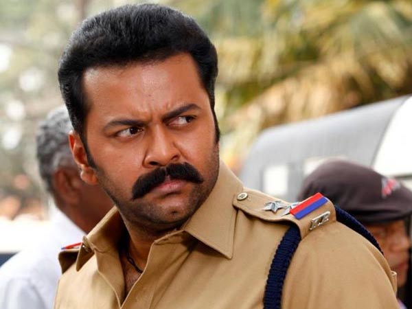 പോലീസ് വേഷങ്ങള്