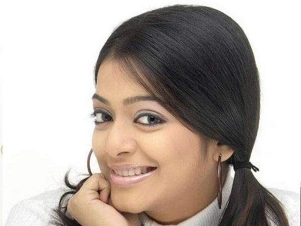 തമിഴിലും മുന്നേറ്റം