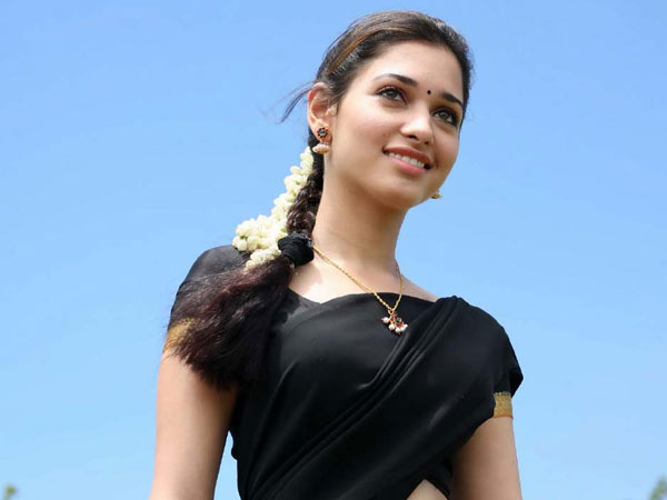അരങ്ങേറ്റം 2005ല്