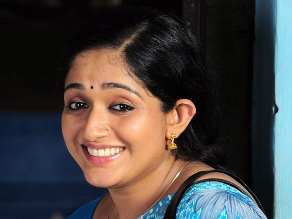 വീട്ടമ്മയുടെ വേഷം