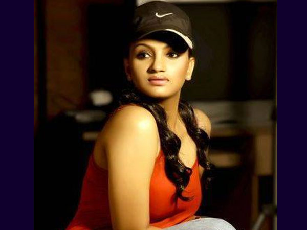 ചെറുവേഷങ്ങളില് നിന്ന്