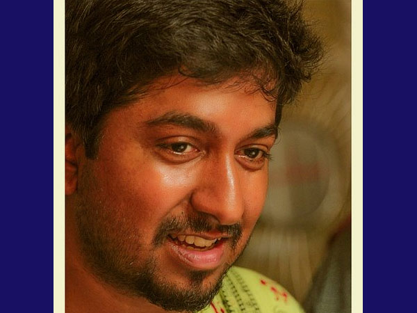 തരംഗമായ തട്ടത്തിന് മറയത്ത്