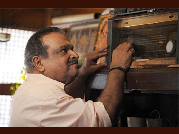ആദ്യം പാടിയത് കുഞ്ഞാലിമരയ്ക്കാറില്
