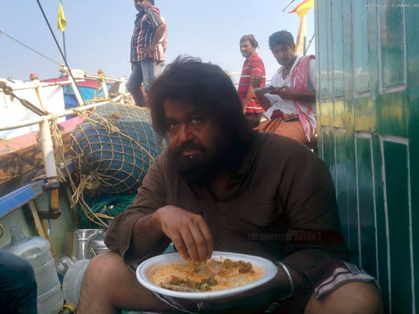 Mohanlal-VIshu-Koothara Mohanlal-VIshu-Koothara