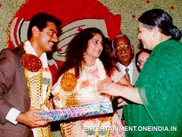 ജയലളിതയും എത്തി