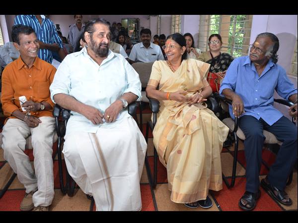 വാര്ദ്ധക്യം ശരീരത്തിന് മാത്രം