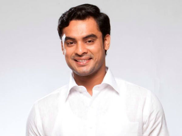 എബിസിഡിക്ക് വേണ്ടി ക്ലീന് ഷേവ്