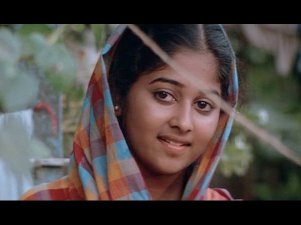 മോനിഷ