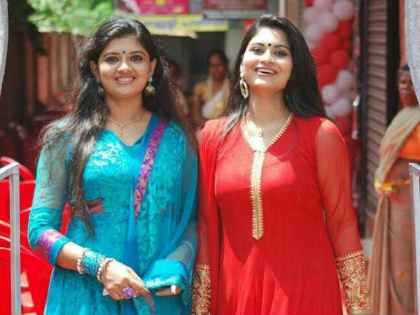 ബാലതാരമായി തുടങ്ങി