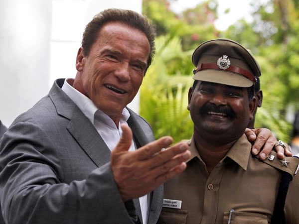 പോലീസാാാ