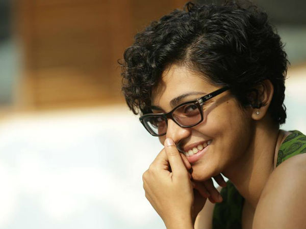 പ്രണയത്തെ കുറിച്ച് ചോദിക്കുമ്പോള്