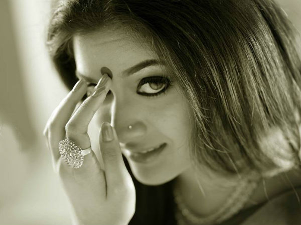 മാനേ തേനെ പേയെ