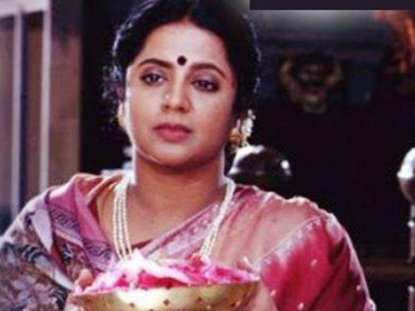 മിനിസ്ക്രീനിലേക്ക്
