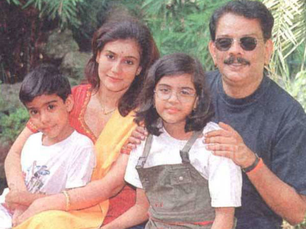വേര്പിരിയുന്നു