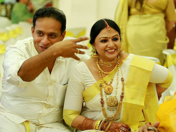 ദീപു കരുണാകരന്