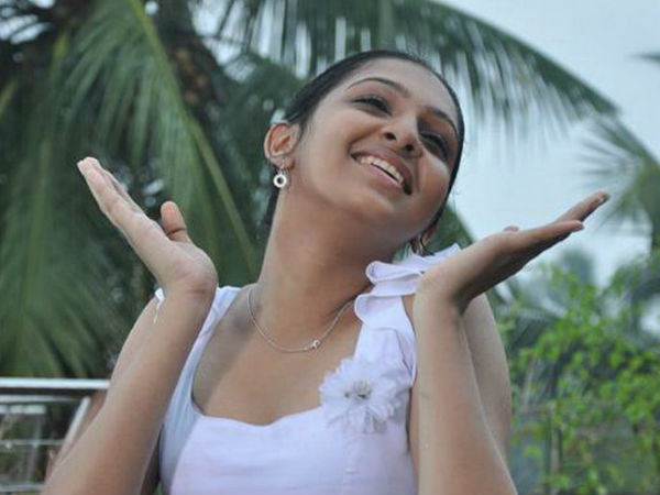 മലയാളത്തില് തുടക്കം