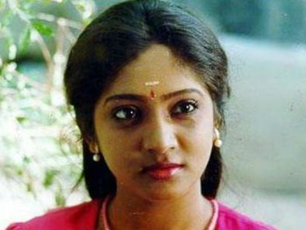 മലയാളത്തിലേക്ക്