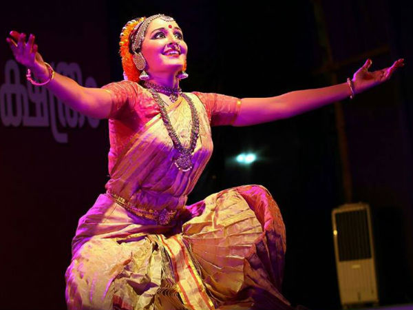 ഹൗ ഓള്ഡ് ആര് യു