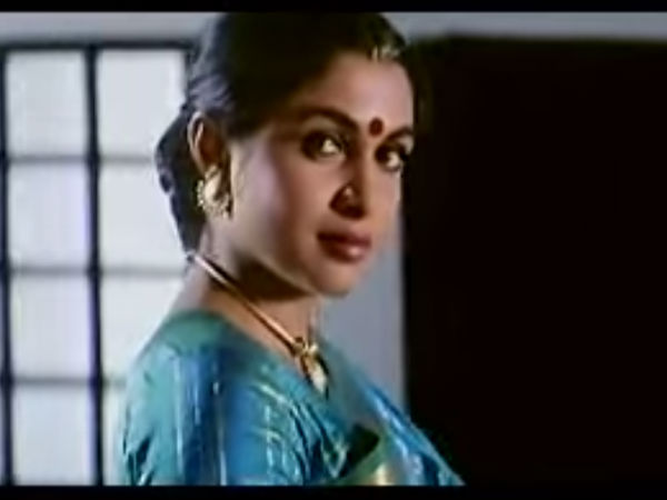 രമ്യ കൃഷ്ണന്