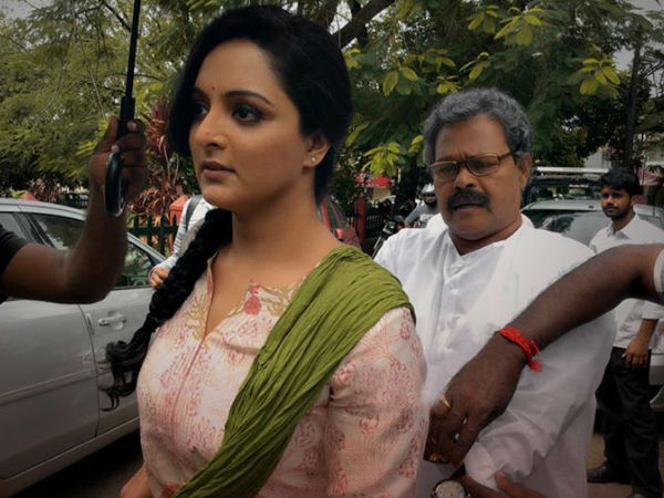 എനിക്ക് ഇന്നസെന്റേട്ടന്