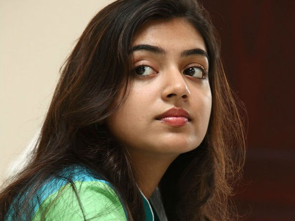 നടി