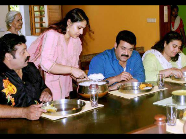 സുരേഷ് ഗോപിയ്ക്കൊപ്പം