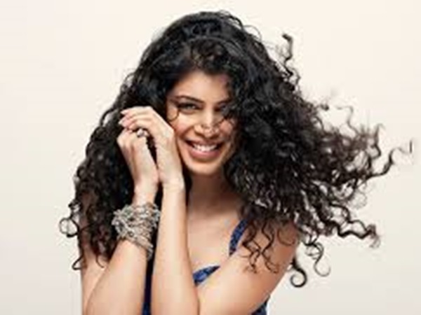 ടിന ദേശായ്