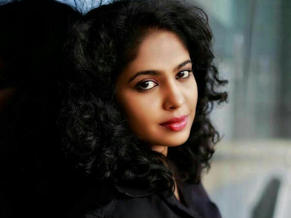 സൃന്ദ അഷബ്