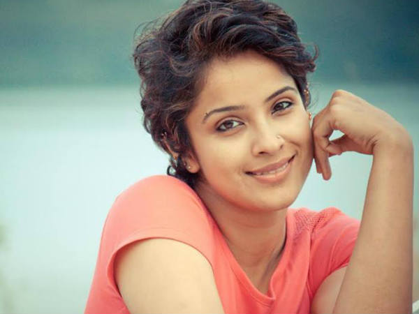 അപര്ണ ഗോപിനാഥ്